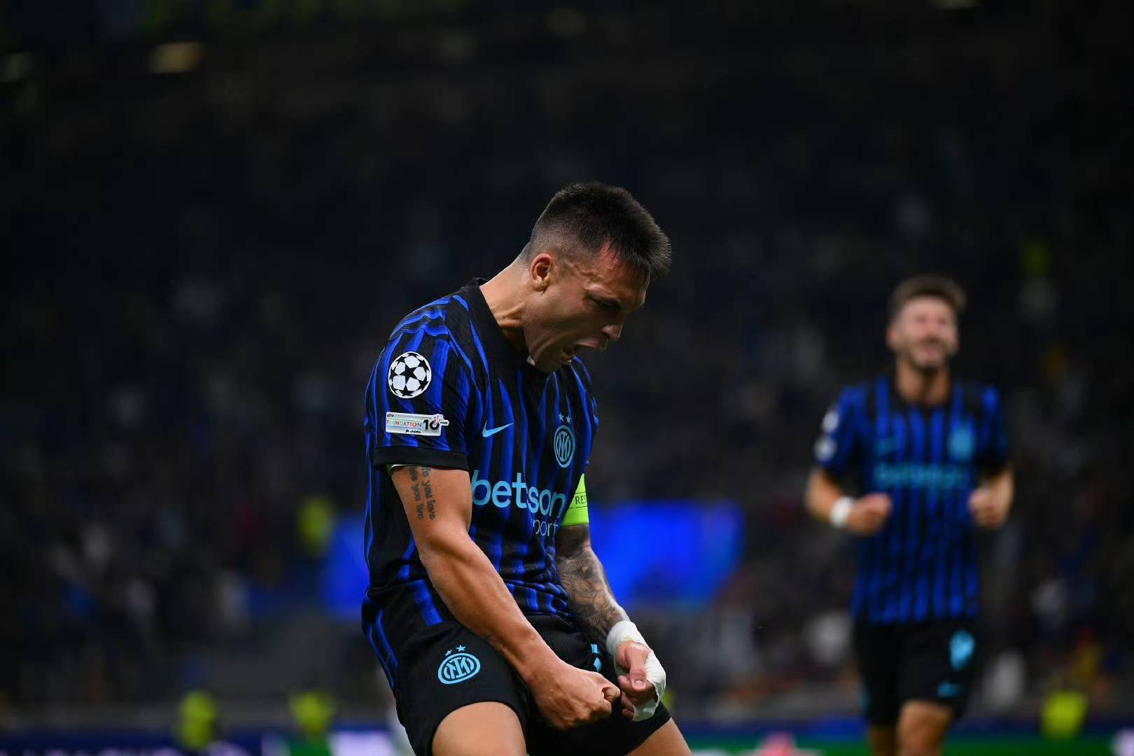 包含西甲清晨再迎强敌，密尔沃基雄鹿复出首秀，主帅态度——管理层满意，赛程密集仍需轮换的词条