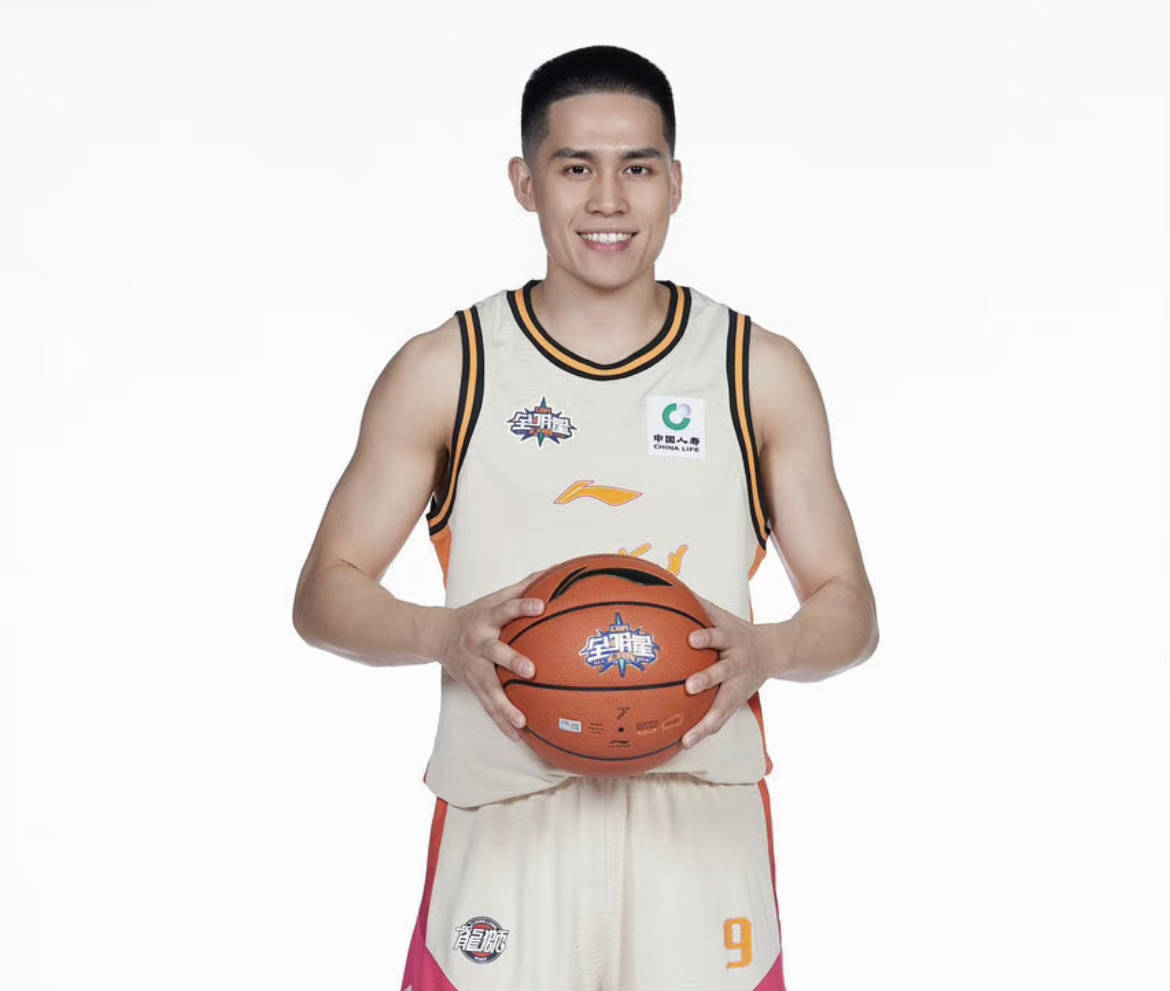 包含转会期葡萄牙体育刷新队史纪录：CBA季后赛节点到来，质疑声仍在，高层口径保持一致的词条